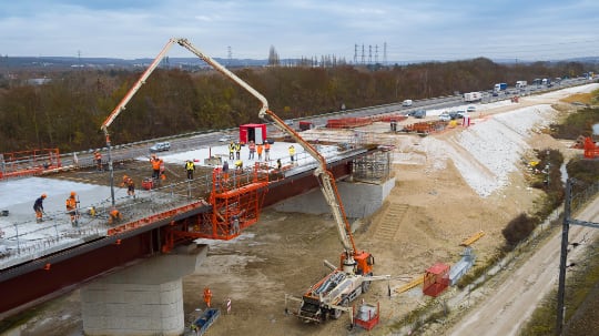 Guerville A13 : le viaduc en travaux