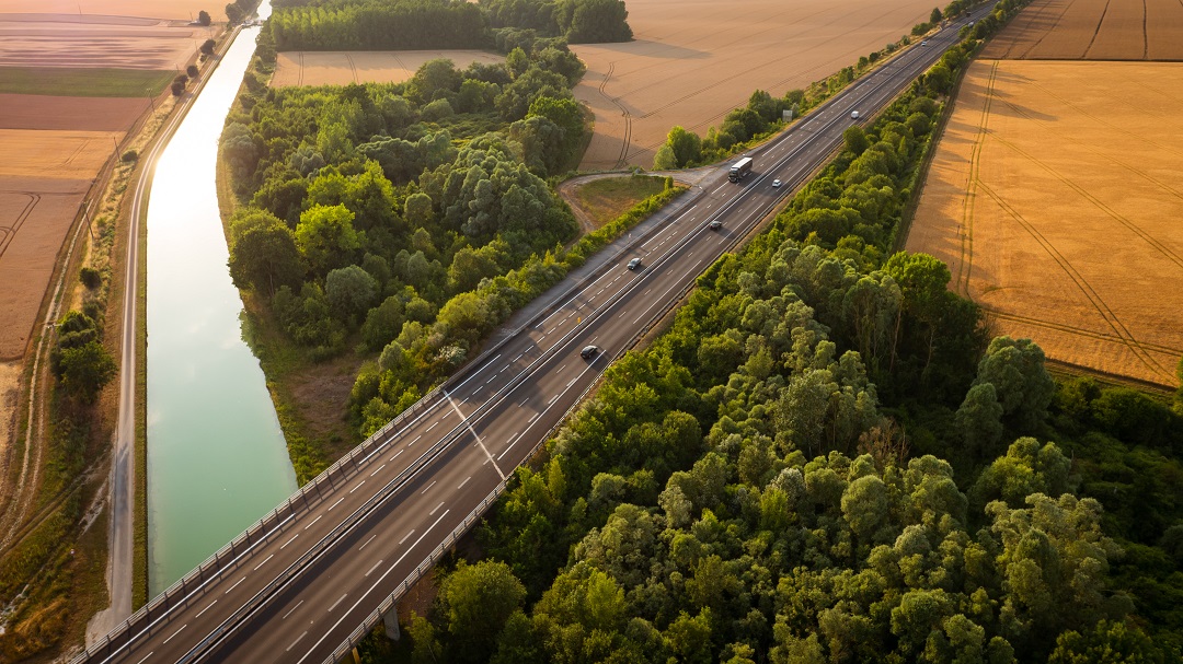 Ouvrage d'art sur l'autoroute A26 - Groupe sanef