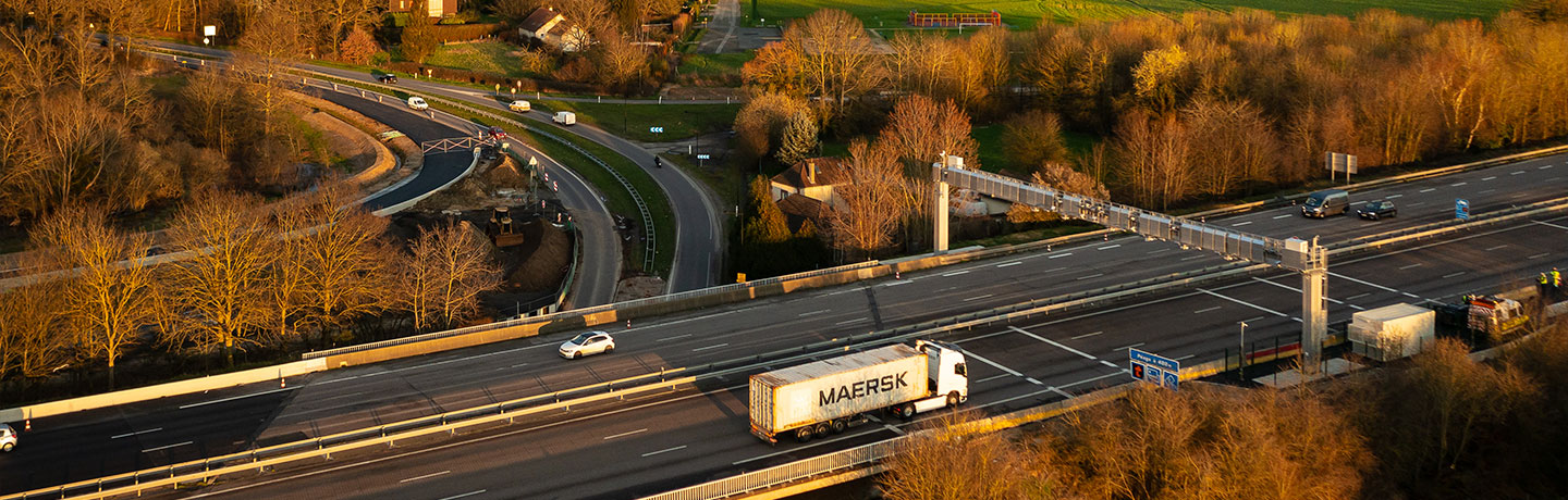 Autoroute A13 - Portique péage en flux libre - Sanef