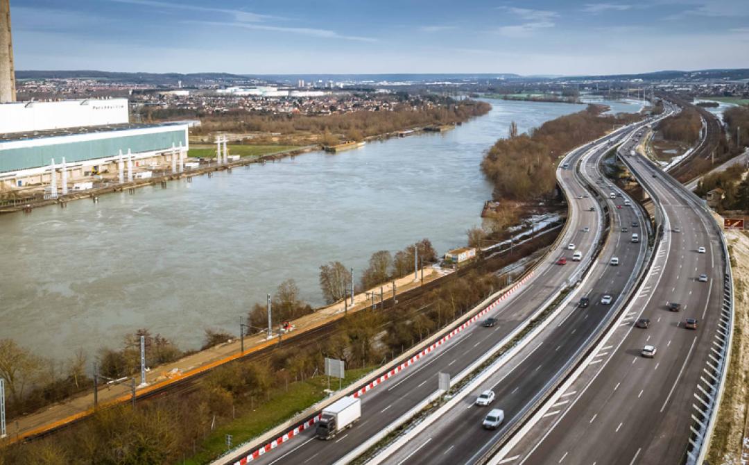 Tablier modifié du viaduc de Guerville - A13