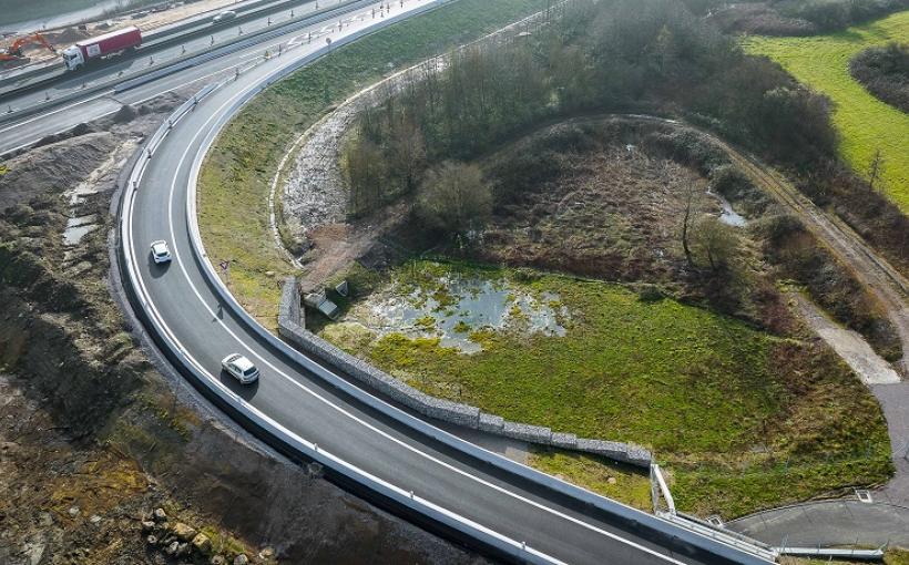 Mur soutènement en gabion - bassin blanc pignon