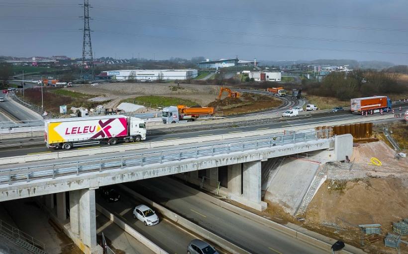 Vue de l'élargissement ouvrage A16